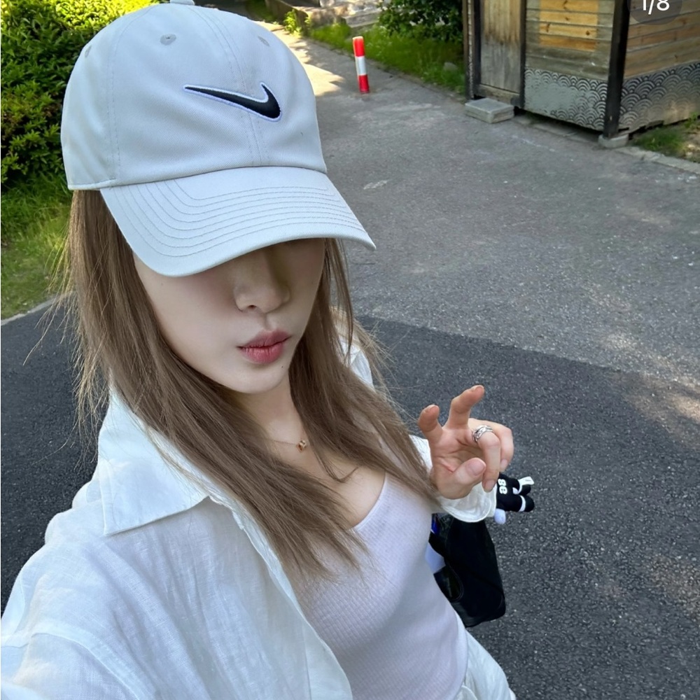 Nike White baseball Cap